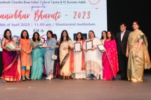 a group of indian ladies in KL business Adda Award show